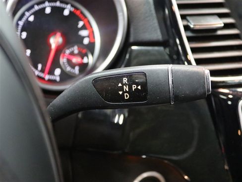 Used 2017 Mercedes-Benz GLS 550 4MATIC image 38