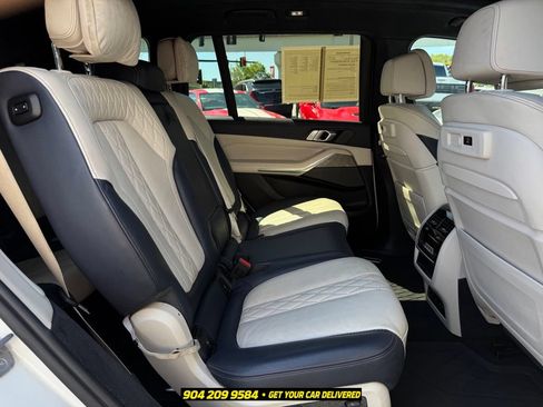 Used 2019 BMW X7 xDrive40i w/ Premium Package AWD/4WD image 38