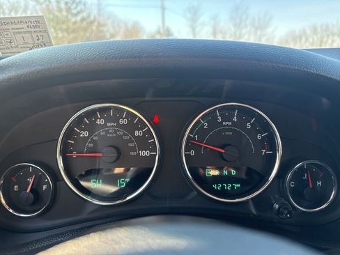 Used 2015 Jeep Wrangler Sport image 20