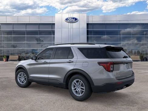 Used 2026 Ford Explorer Active AWD/4WD image 4