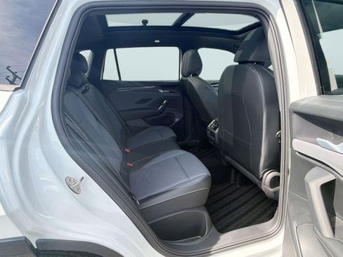 New 2026 Volkswagen Tiguan SE R-Line AWD/4WD image 26