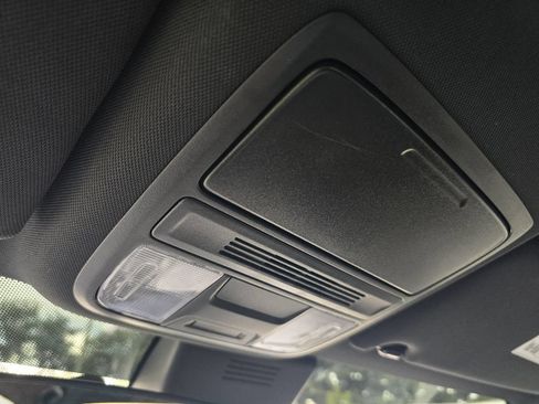 Used 2022 Honda Accord Sport image 24