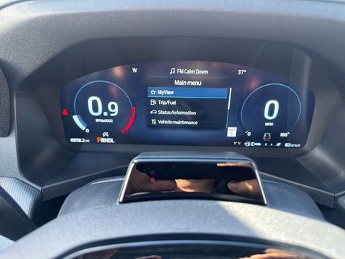 Used 2025 Ford Explorer ST-Line w/ Premium Package image 30