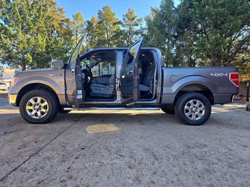 Used 2013 Ford F150 XLT w/ Luxury Equipment Group image 6