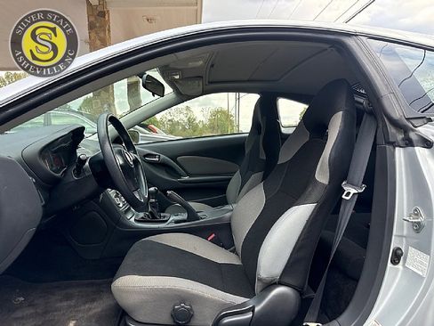 Used 2003 Toyota Celica GT image 11