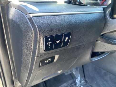 Used 2023 Kia K5 LXS image 12