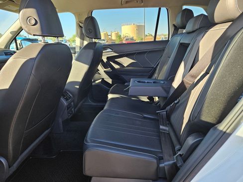 Used 2023 Volkswagen Tiguan SE AWD/4WD image 24