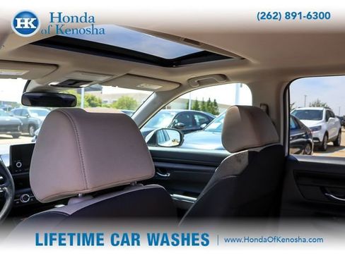 Used 2024 Honda CR-V EX image 13