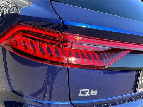 Used 2019 Audi Q8 Prestige AWD/4WD image 23
