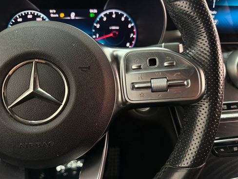 Used 2022 Mercedes-Benz GLC 300 image 14