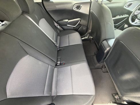 Used 2024 Kia Soul LX w/ Option Group 015 FWD image 12