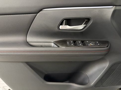 New 2026 Nissan Kicks SR w/ SR Premium Package FWD image 22