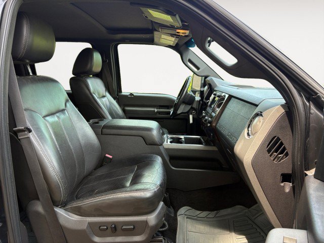 Used 2011 Ford F250 Lariat w/ Lariat Ultimate Pkg AWD/4WD image 2