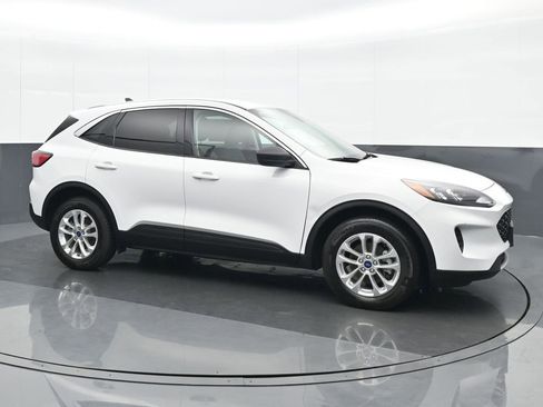Used 2022 Ford Escape SE AWD/4WD image 8