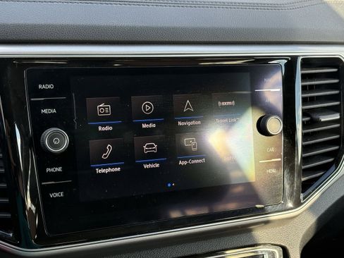 Used 2019 Volkswagen Atlas SEL Premium image 22