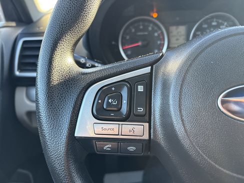 Used 2017 Subaru Forester 2.5i Premium w/ All-Weather Package image 19