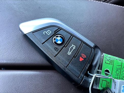 Used 2022 BMW 540i xDrive w/ Premium Package AWD/4WD image 15