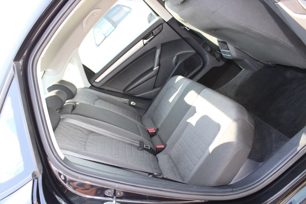 Used 2021 Volkswagen Passat 2.0T S FWD image 14