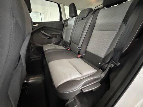 Used 2017 Ford Escape SE w/ Equipment Group 201A image 23