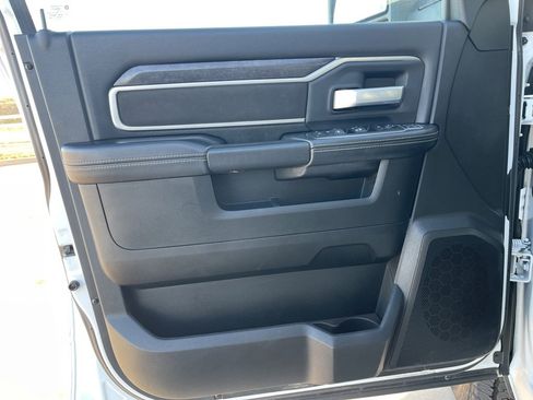 Used 2024 RAM 2500 Big Horn image 12