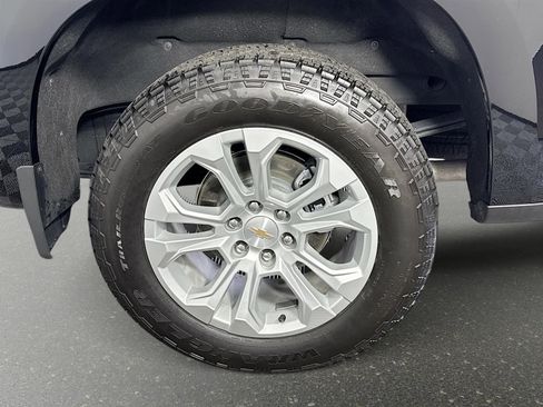 Certified 2025 Chevrolet Silverado 1500 LTZ w/ LTZ Premium Package image 32