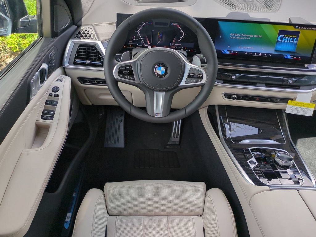 New 2027 BMW X7 xDrive40i AWD/4WD image 16