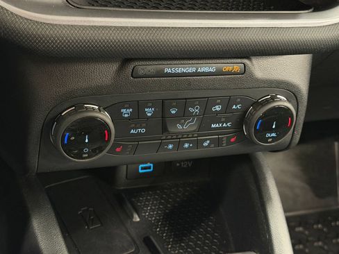 Used 2022 Ford Bronco Sport Outer Banks w/ Tech Package AWD/4WD image 17