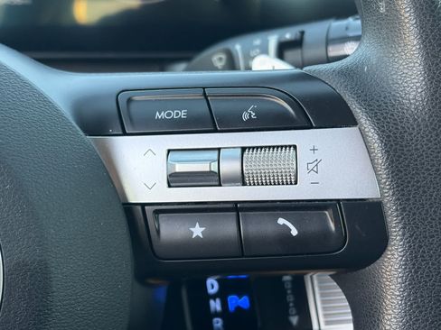 Used 2025 Hyundai Sonata SEL AWD/4WD image 12