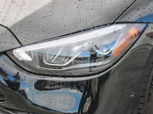 Used 2024 Mercedes-Benz C 43 AMG 4MATIC Sedan image 5