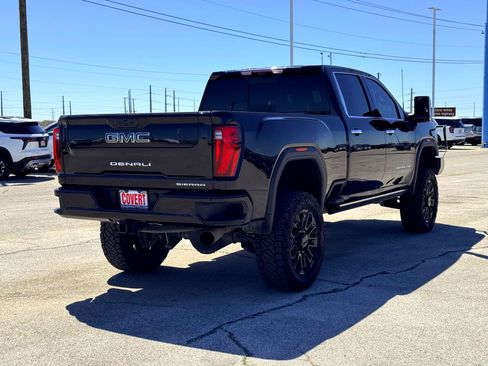 Used 2024 GMC Sierra 2500 Denali Ultimate image 7