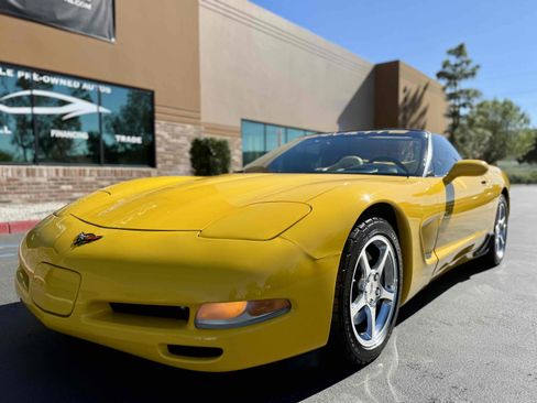 Used 2002 Chevrolet Corvette Convertible w/ Preferred Equipment Group2 image 21