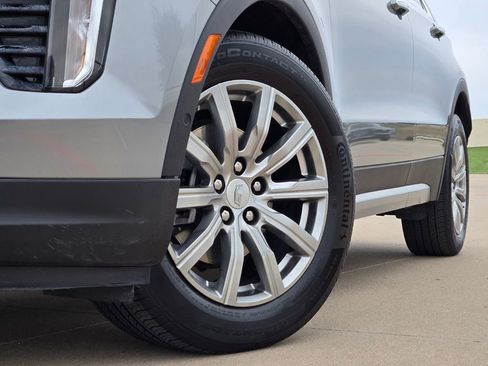 Certified 2023 Cadillac XT4 Premium Luxury w/ Enhanced Visibility Package image 8