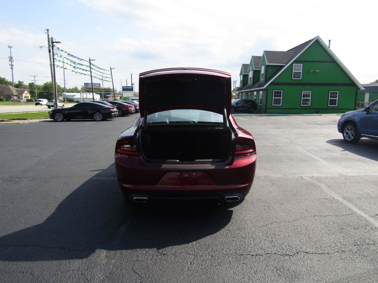 Used 2020 Dodge Charger SXT w/ Leather Interior Group RWD image 7