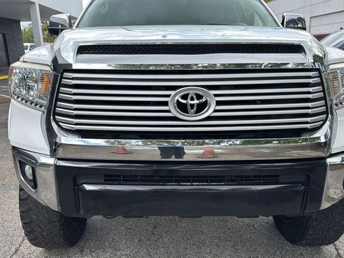 Used 2017 Toyota Tundra Limited w/ Limited Premium Package image 31
