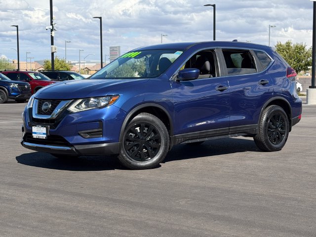 Used 2020 Nissan Rogue S FWD image 2