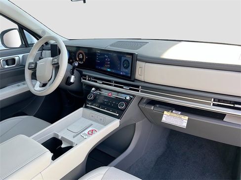 New 2025 Hyundai Santa Fe SEL image 30