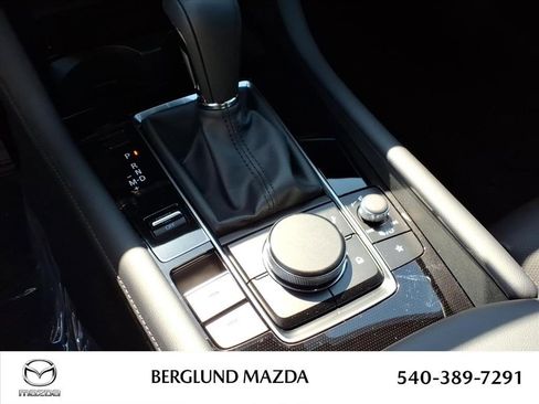 New 2026 MAZDA MAZDA3 Hatchback w/Premium Plus Pkg AWD/4WD image 21