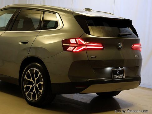 Certified 2025 BMW X3 xDrive30i AWD/4WD image 8