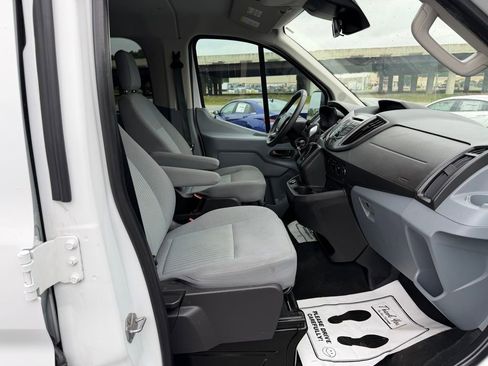 Used 2019 Ford Transit 350 XLT RWD image 6