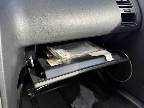 Used 2008 Hyundai Tiburon image 18