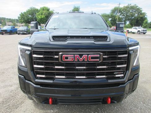 New 2026 GMC Sierra 2500 AT4X AWD/4WD image 12