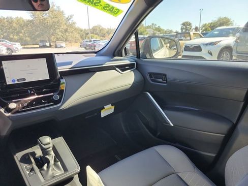 Used 2026 Toyota Corolla Cross S image 3