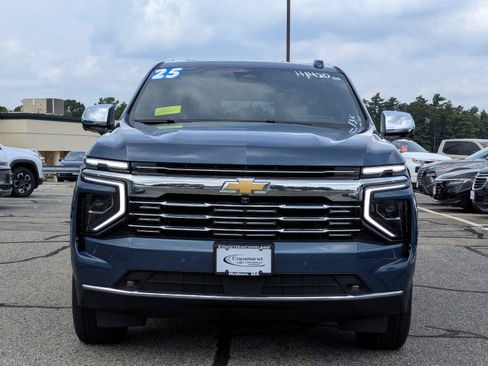 Used 2025 Chevrolet Tahoe Premier AWD/4WD image 2