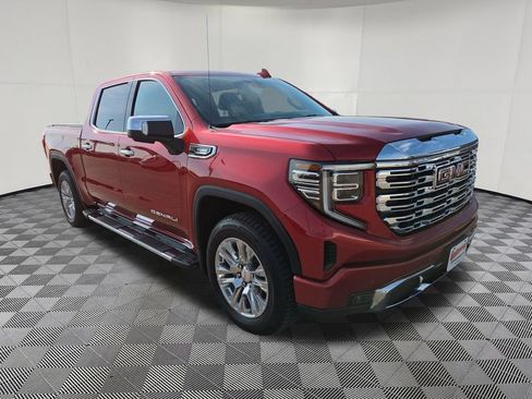 Used 2023 GMC Sierra 1500 Denali AWD/4WD image 3