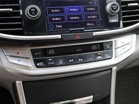 Used 2013 Honda Accord EX-L image 21