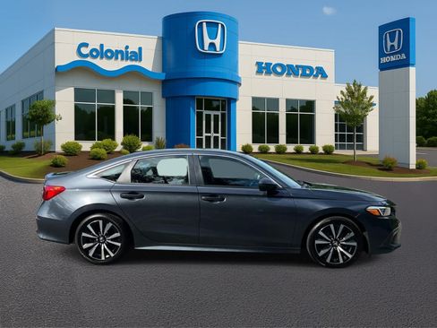 Used 2024 Honda Civic EX image 7