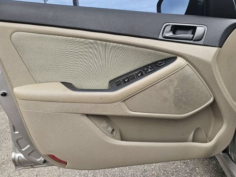 Used 2014 Kia Optima LX FWD image 18