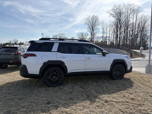 New 2026 Subaru Outback Limited image 8