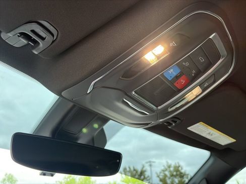 Used 2022 Jeep Wagoneer Series I w/ Convenience Group I AWD/4WD image 24