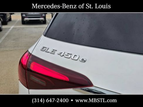 Used 2025 Mercedes-Benz GLE 450e 4MATIC image 6